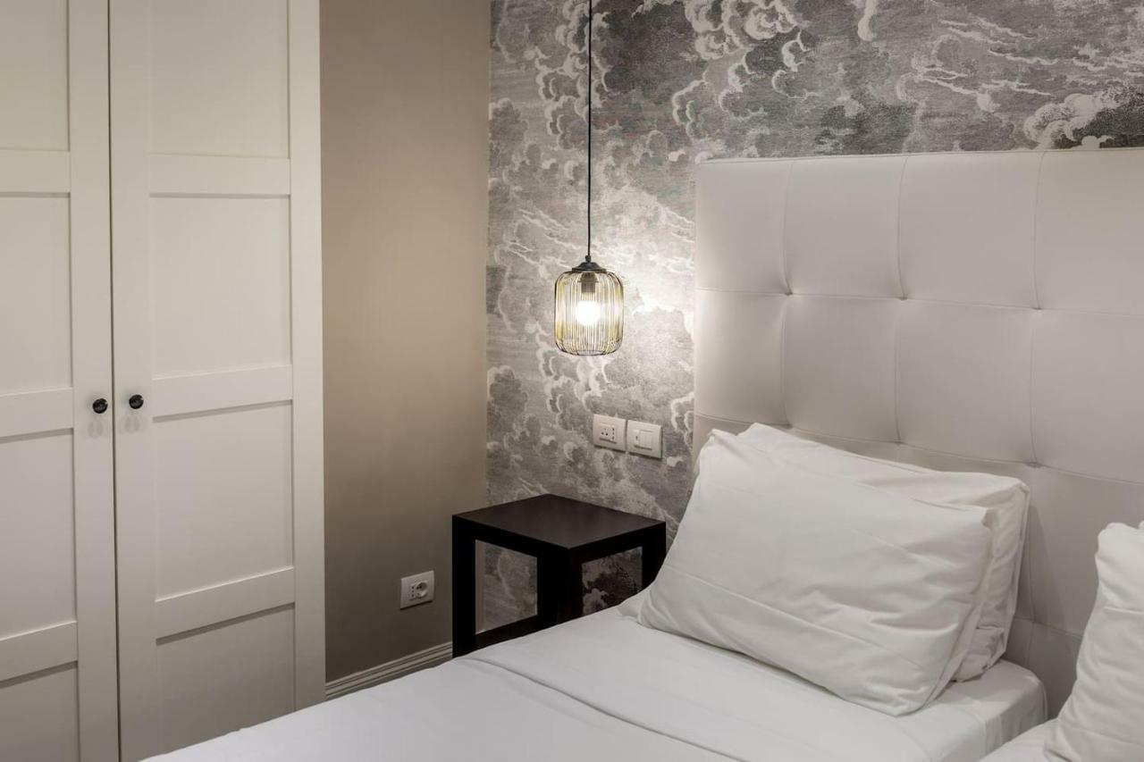 Bell Tower Studio Apartment Firenze Bagian luar foto