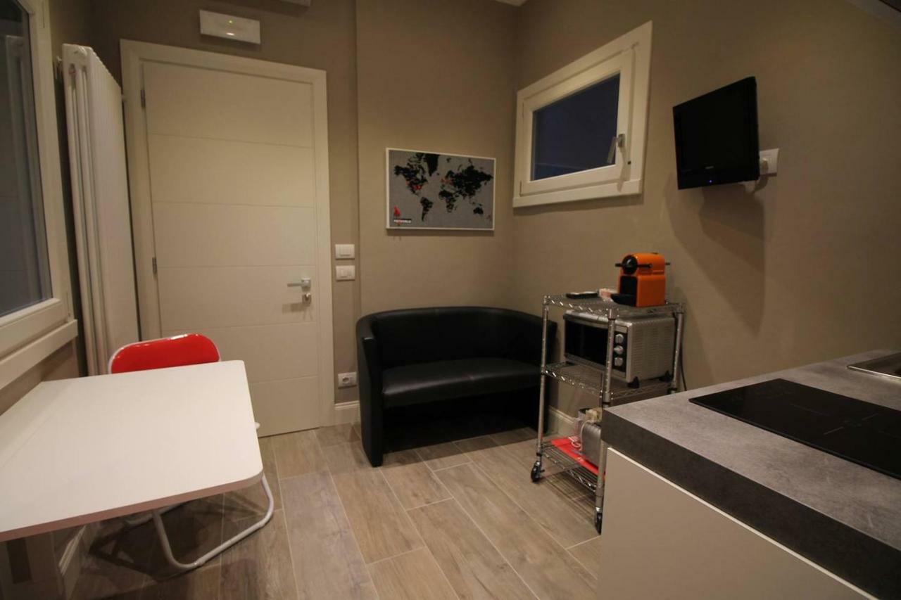 Bell Tower Studio Apartment Firenze Bagian luar foto